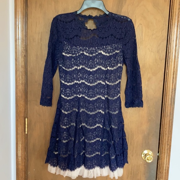 Relist 3/8 Trixxi boho vibe lace dress cutout in back dress S jrs - Picture 3 of 16